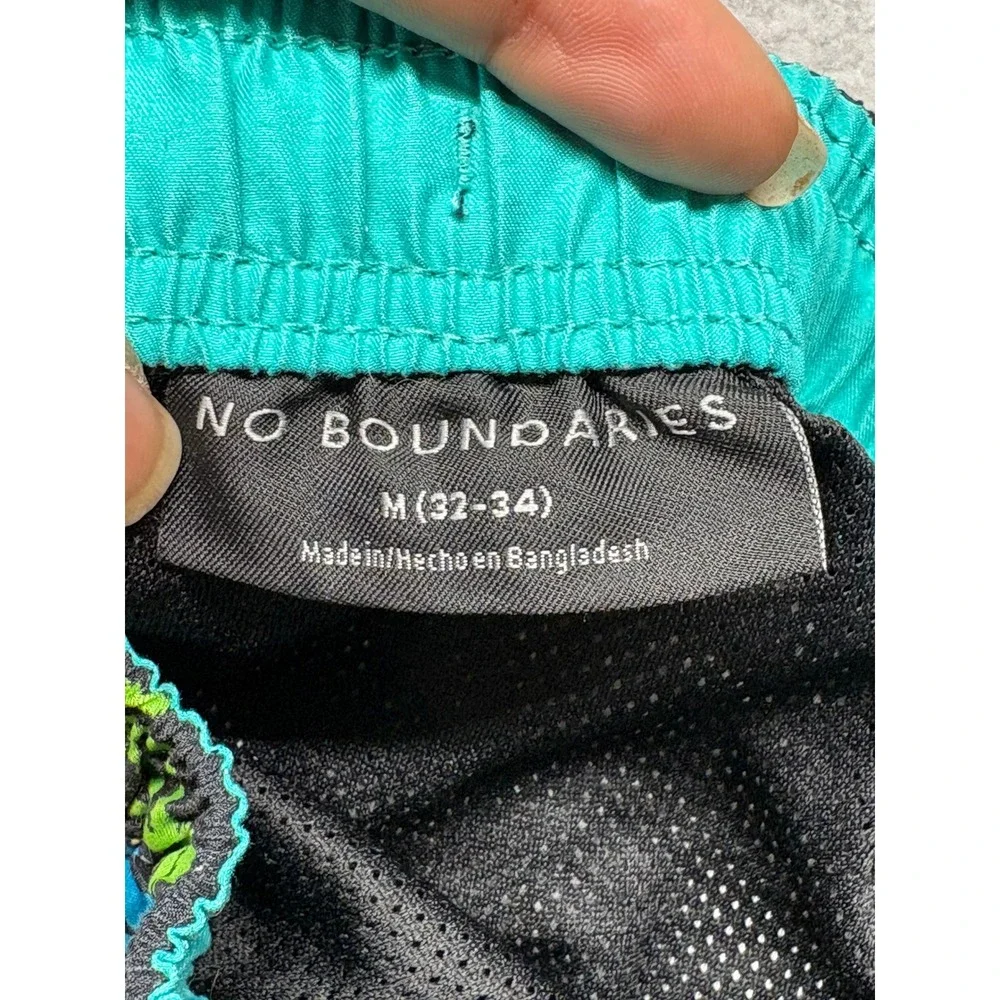 No Boundaries Mens Alien UFO Pixel Print Swim Trunks Black Medium 32-34 NB52469